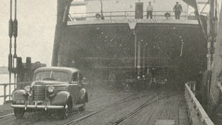 history-beginning-2 an old photo of a train